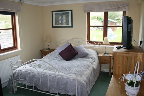 bedroom in big meadow