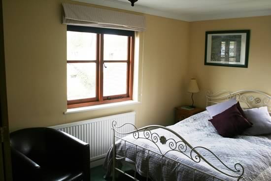 bedroom in big meadow
