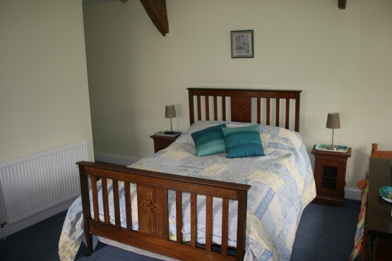 garden view bedroom