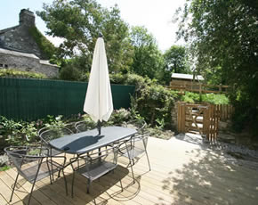 self-catering accommodation for families with small children at higher lank farm